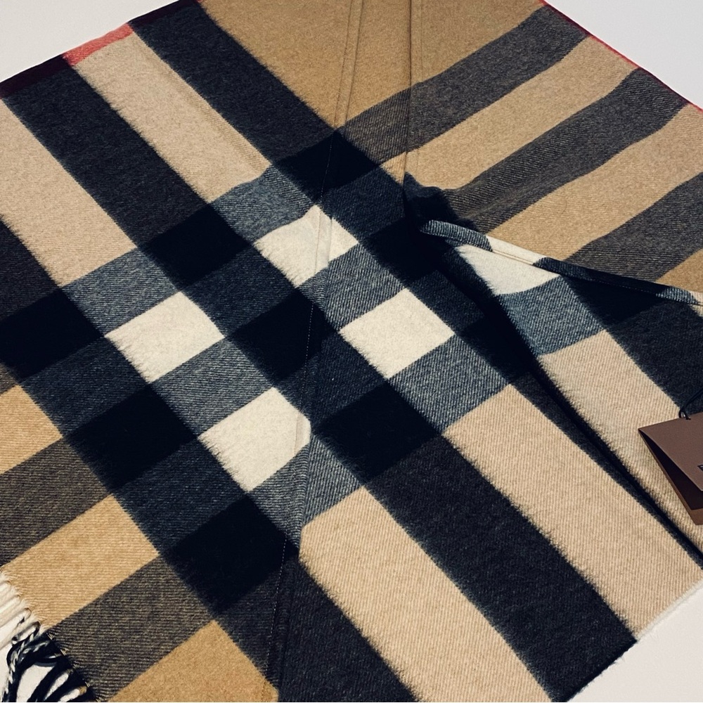 Burberry Half Mega Cashmere Bandana Scarf - Picture 2 of 9